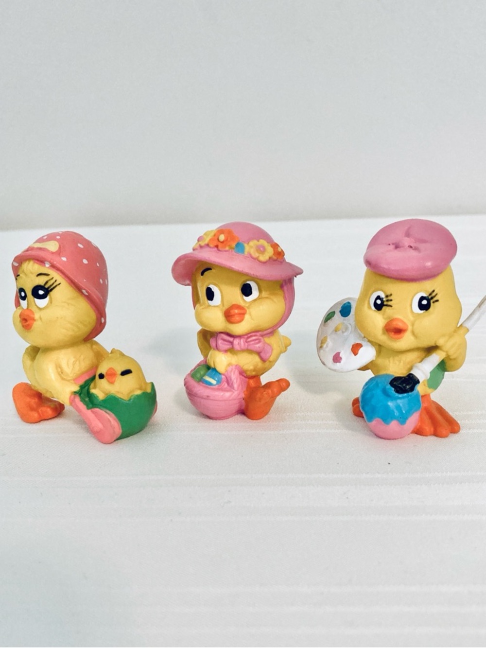 Vintage 1979 W Berrie PVC Toy  Chicks Figurines  Set of Three